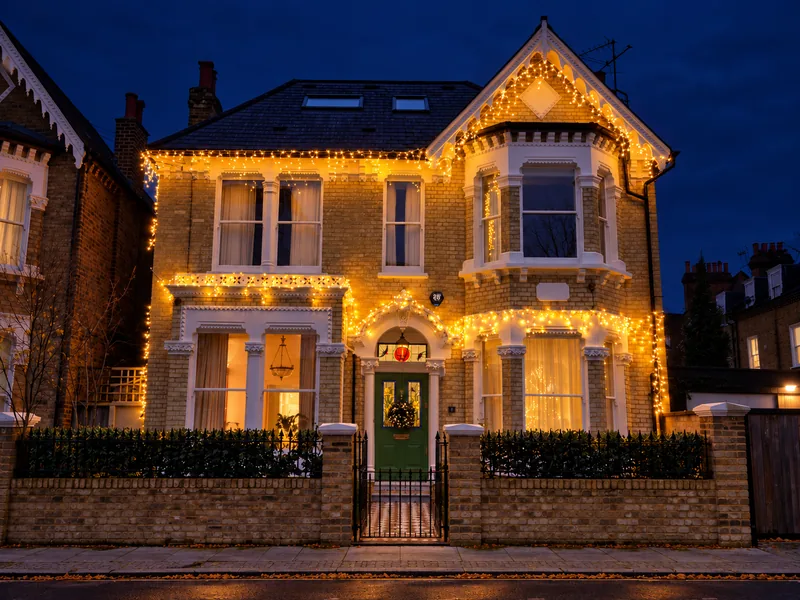 Victorian Villa, Battersea lit for Christmas