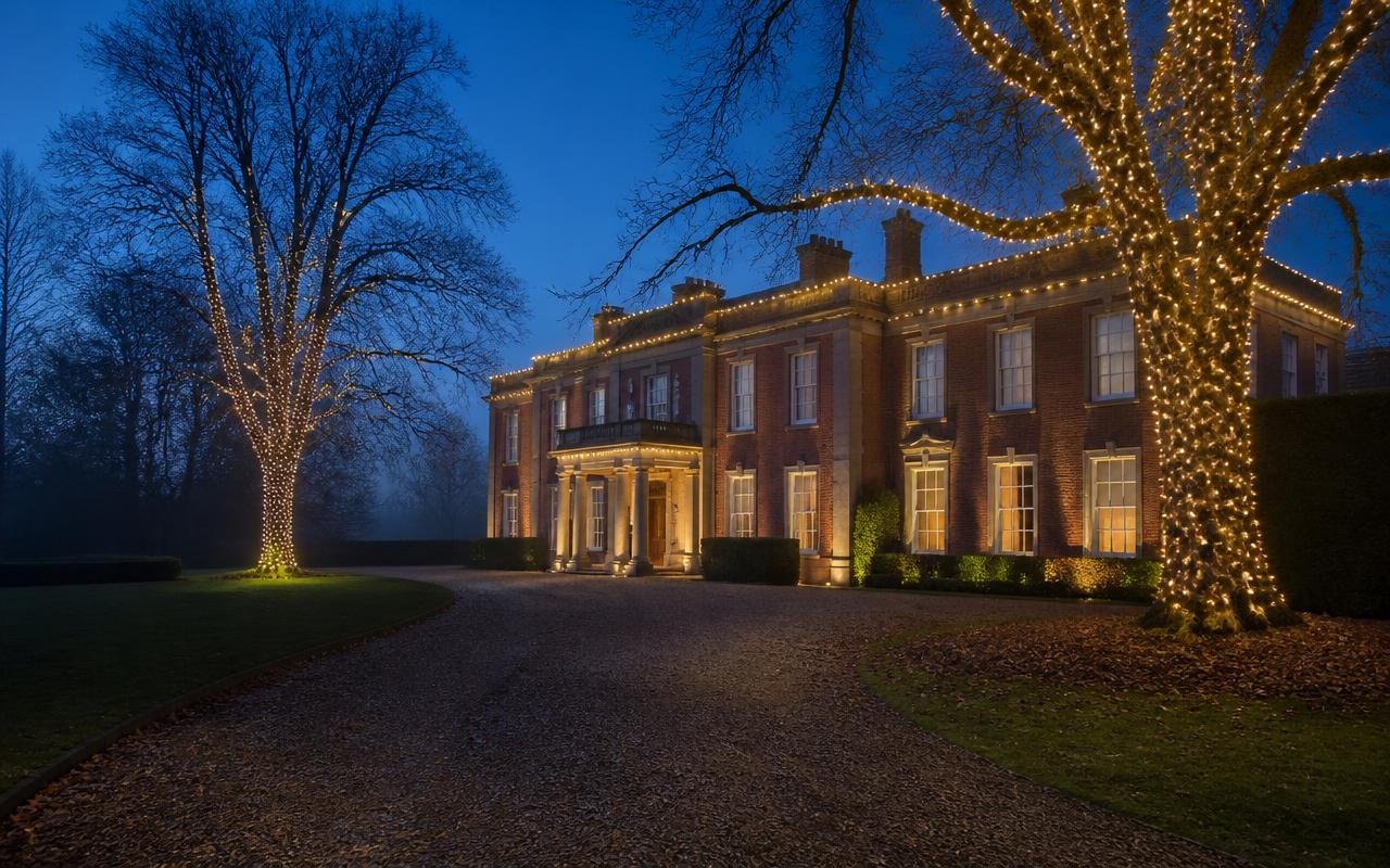 Christmas Lights for Esher, Cobham, Weybridge & Virginia Water